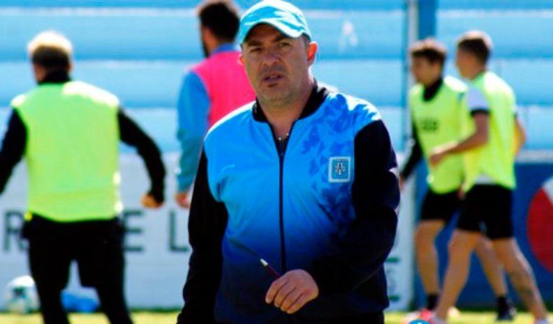 El mendocino Marcelo Vázquez, por segunda temporada consecutiva lleva a Estudiantes a clasificar para el pentagonal final.