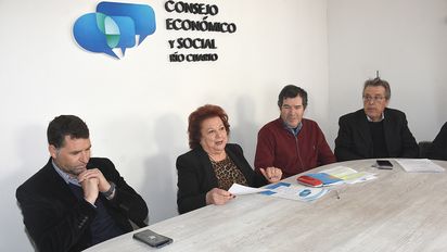 Los jóvenes de la ciudad demoran más en entrar al mercado laboral