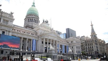 El oficialismo logró aprobar el Presupuesto en Diputados, pero no pudo sostener un polémico artículo