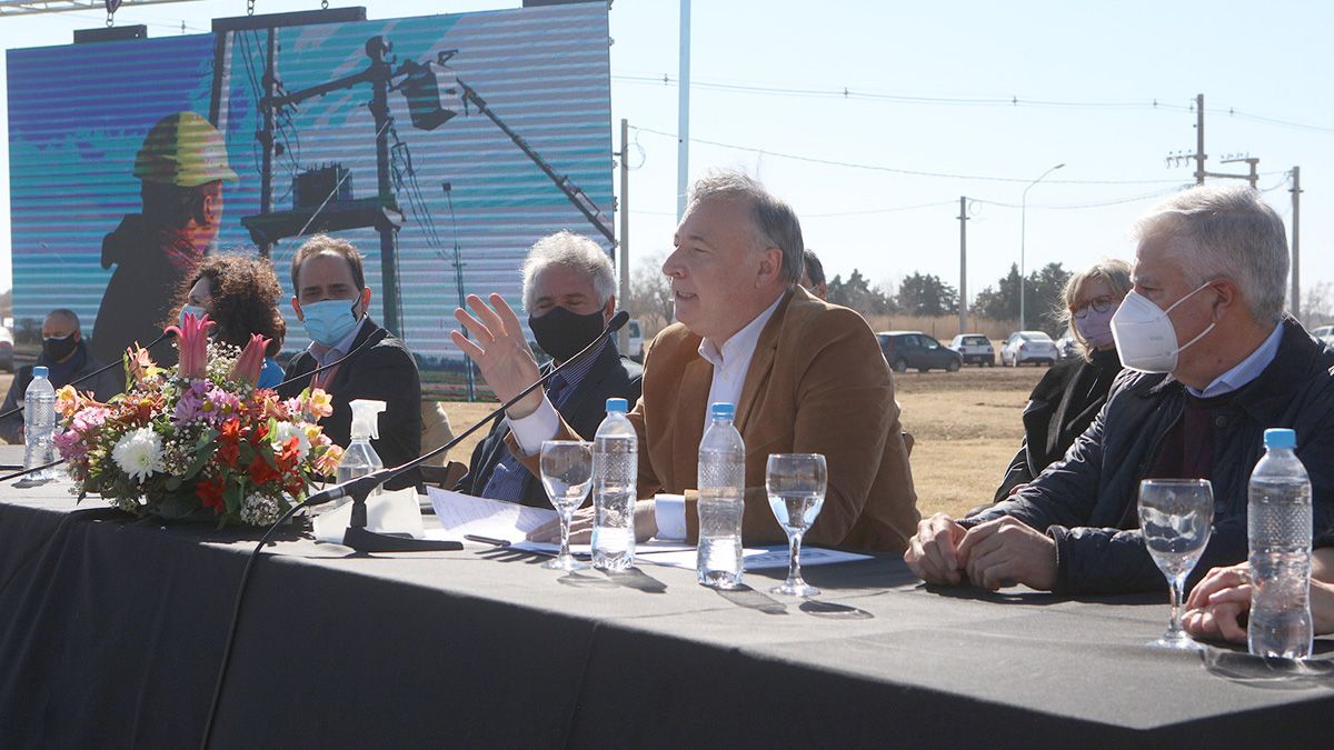 El ministro de Industria