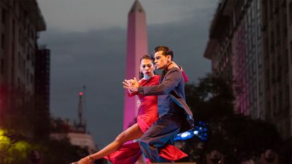 Dos parejas porteñas y una rosarina resultaron ganadoras en el Mundial de Tango Danza