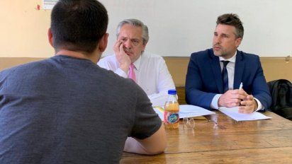 El Presidente tomó examen en la UBA y afirmó que va a seguir dando clases