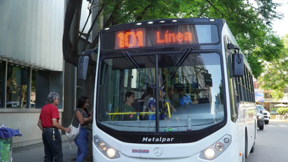 Sin boleto gratuito, un estudiante gastaría casi un millón de pesos al año sólo en transporte para ir a la universidad