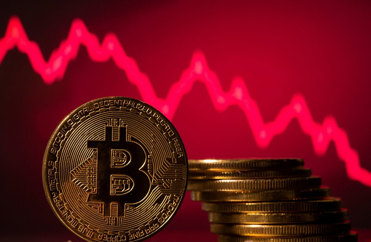 No cesa el desplome del Bitcoin: cayó al valor más bajo desde noviembre de 2020