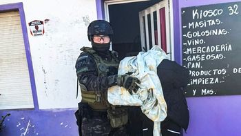 Una pareja quedó detenida por vender cocaína a domicilio en Morteros y Brinkmann