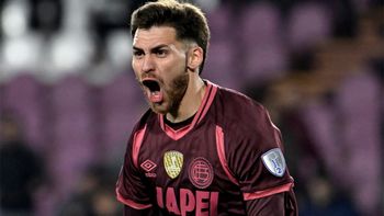Lanús goleó a Deportivo Riestra para meterse en puestos de Playoffs del Torneo Clausura.