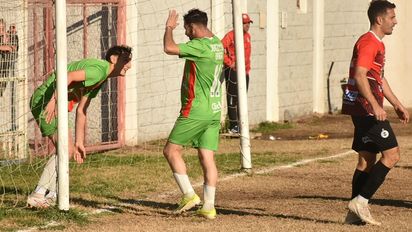 Juventud Unida de Río Cuarto llegó a la cima y Alberdi se quedó con el clásico de barrio