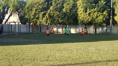 Newell's realizó una prueba de jugadores en Asociación Española