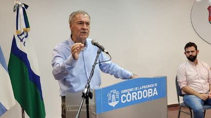 Schiaretti entregó créditos del Banco de la Gente a beneficiarios de la ciudad