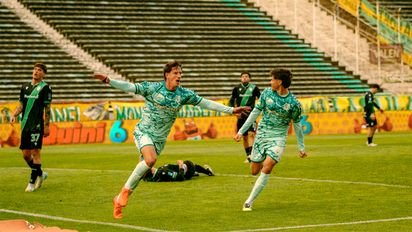 Aldosivi cortó una racha pésima, superó a Banfield y se ilusiona con la permanencia