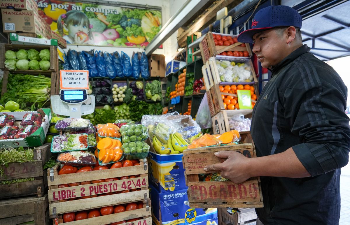 Los precios de las 19 frutas y hortalizas que integran la canasta se multiplicaron por 5