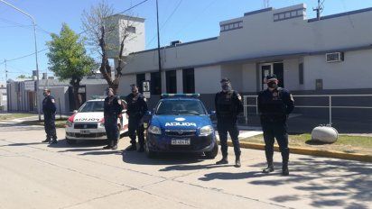 Tiene Covid, no hizo aislamiento, les tosió a los policías en la cara y conducía alcoholizado