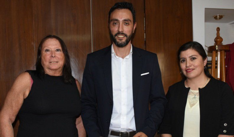 Nuevas autoridades del Pami Río Cuarto. Matilde Glineur, coordinadora médica; Fernando Bossio, director ejecutivo, y Aylén Ortiz, coordinadora ejecutiva.