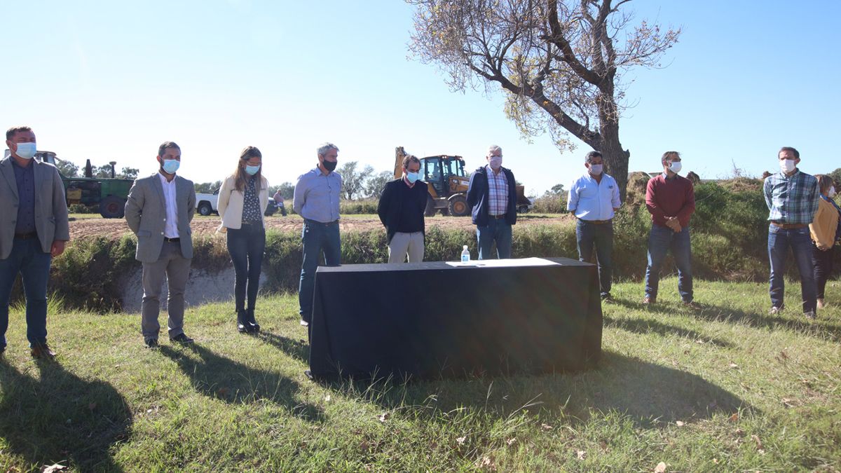 El intendente Llamosas destacó que se cumple con un compromiso asumido.