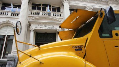 Para evitar otro “supermartes”, el Central estira plazos con las Lebac