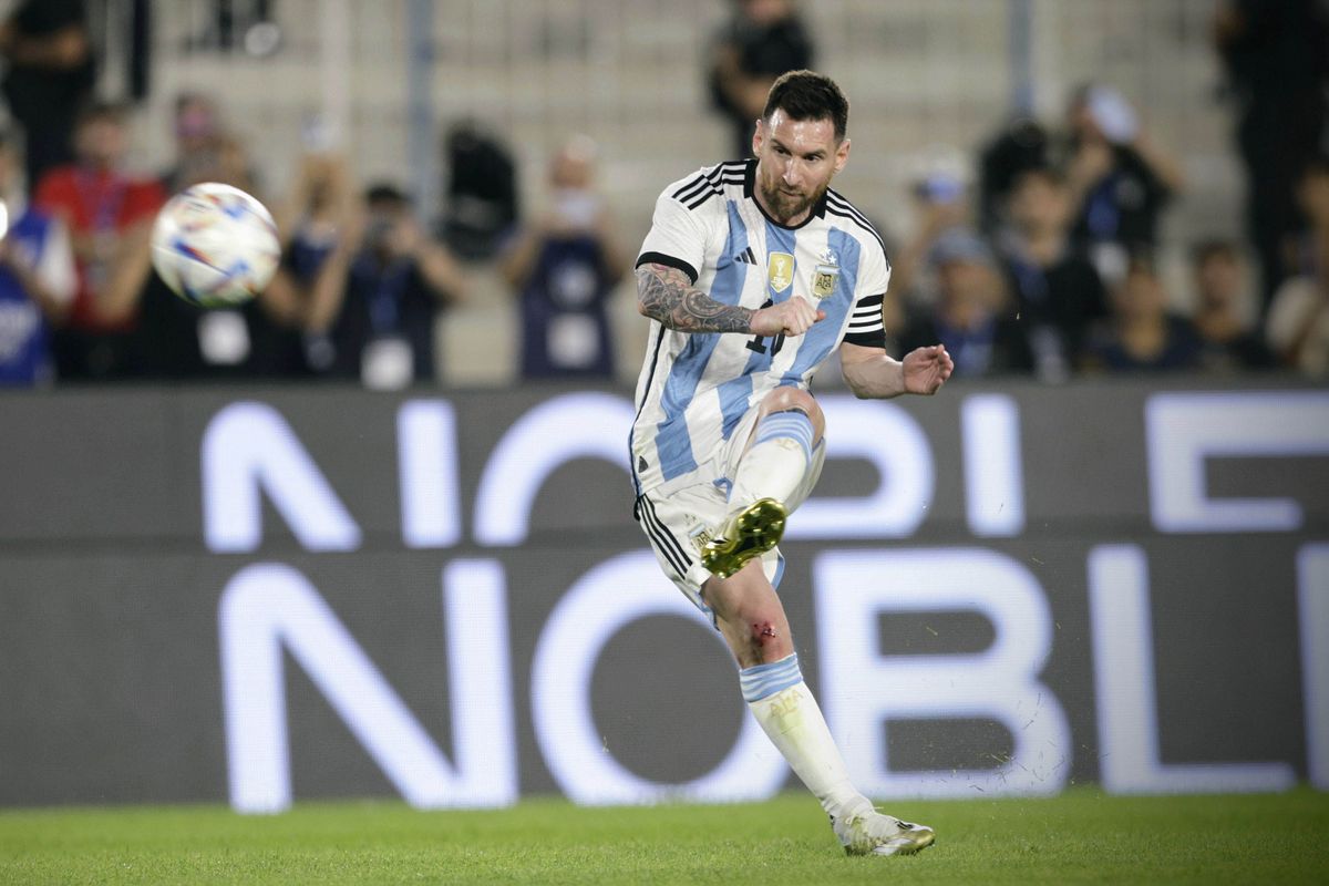 La pose imborrable de Lionel Messi. La carrera