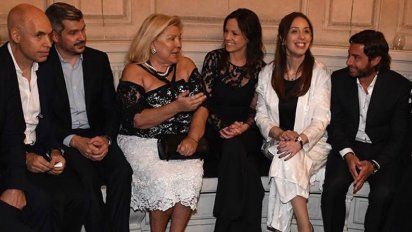El Gobierno se reunirá con Carrió en enero para preparar la estrategia electoral