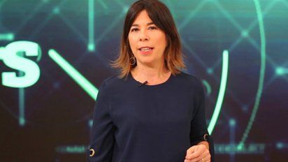 Afuera de la TV Pública