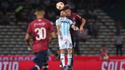 Racing ganó en Córdoba y aumentó su diferencia en la cima