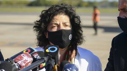 Carla Vizzotti afirmó que lo contagios se generan en reuniones sociales