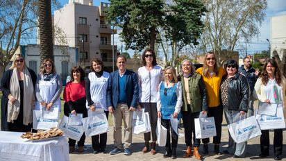 Llamosas encabezó un acto para homenajear a los maestros y maestras