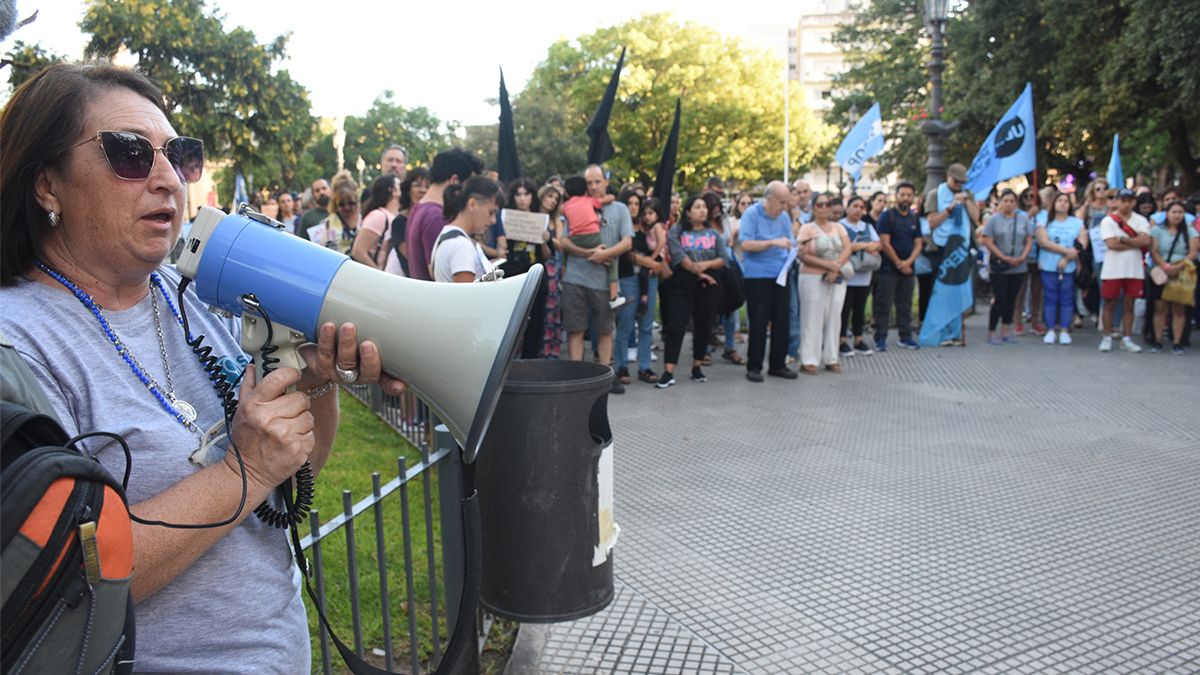 Paro y manifestación docente en Río Cuarto. Foto: Estela Zogbe.