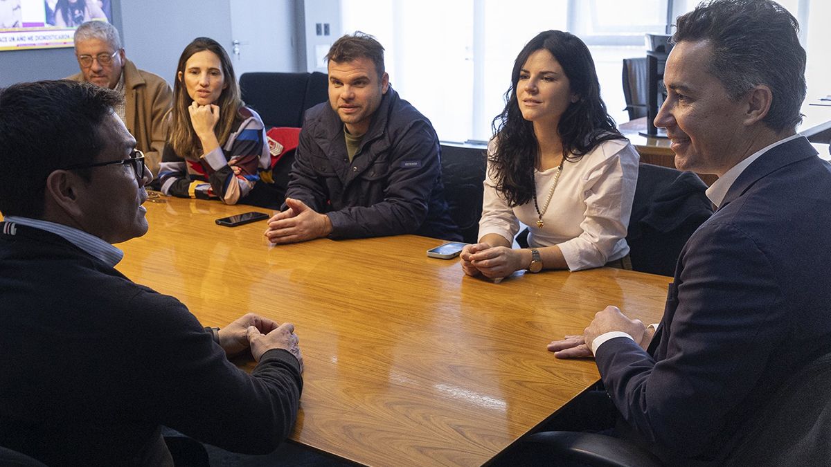 Calvo se reunió con mandatarios de Saenz Peña por planes de obras