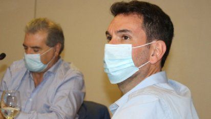 Desde la Provincia aseguran que están al día con los consorcios camineros