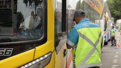 El Ministerio de Transporte refuerza los controles en las rutas por las fiestas