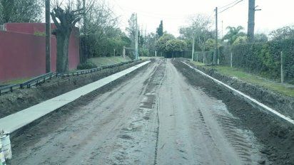 Se incrementan las obras de cordón cuneta en los barrios