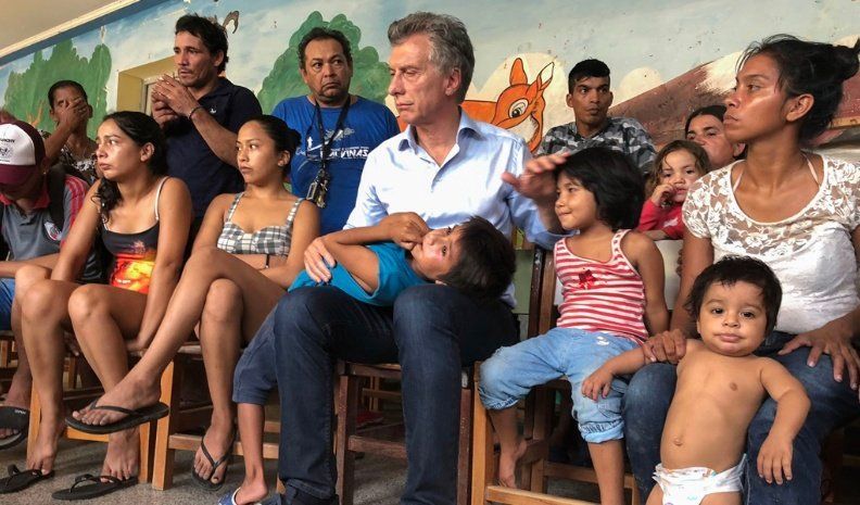 De regreso al pa s Macri visit a pobladores de Chaco