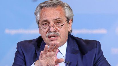 Fernández pugna por mantenerse en terreno positivo en mediciones de imagen 