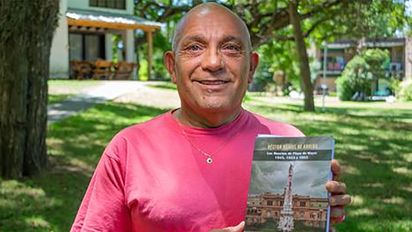 Narró en su libro la historia de una joven riocuartense que murió en los bombardeos de Plaza de Mayo