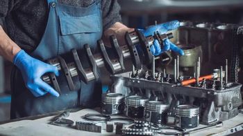 La actividad económica cayó 2,6% en febrero y anotó el peor resultado desde 2023