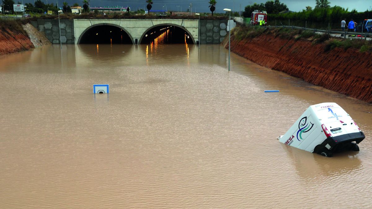 España: Los cuerpos de dos personas dadas por desaparecidas en la región deMadrid por las lluvias torrenciales que cayeron a principios de semana