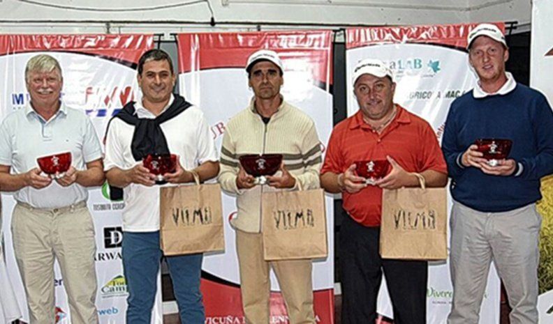 Los mejores en cada una de las categorías del torneo Salvatore Memorial con sus respectivos premios.