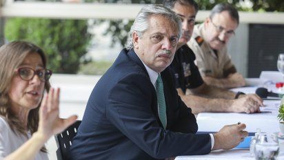 Coronavirus: Fernández analizó la situación social en el conurbano