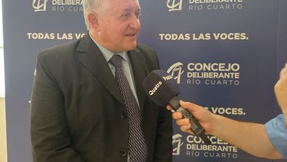 Insólito proyecto de Lamberghini: propone declarar el 11 de septiembre como Día del Maestro