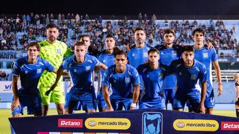 Tras derrota y silbidos en el Candini