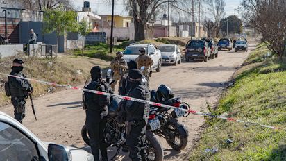 Lo mató de un tiro en la cabeza por una disputa cuando estaban en la cárcel