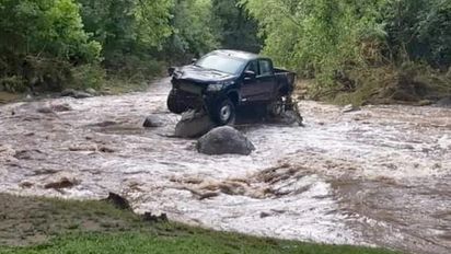 La Cañada, desbordada; evacuados; y Villa General Belgrano, anegada