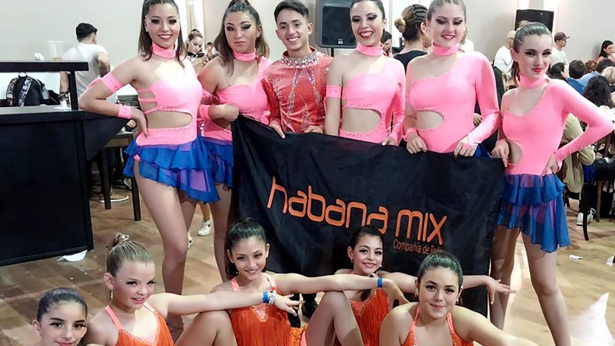 Las bailarinas de Habana Mix.