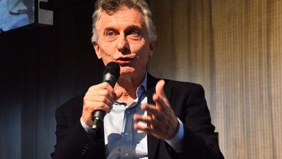 En medio del discurso de Cristina Kirchner, Macri respondió a las críticas por la deuda con el FMI