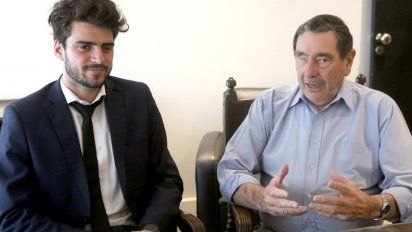 Son abuelo y nieto y comparten una misma pasión: la abogacía