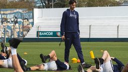 Hilario Alonso es el encargado de la puesta a punto del plantel de Atenas en este proceso con el cuerpo técnico que encabeza Pablo Durán.