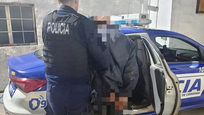 Arremetió contra la Policía después de desobedecer una orden de restricción