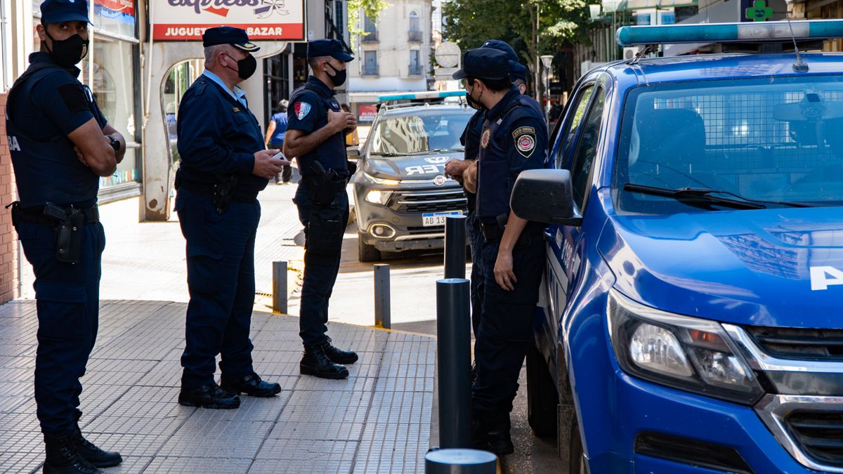 Una comisión policial de la Departamental Unión realizó el traslado.
