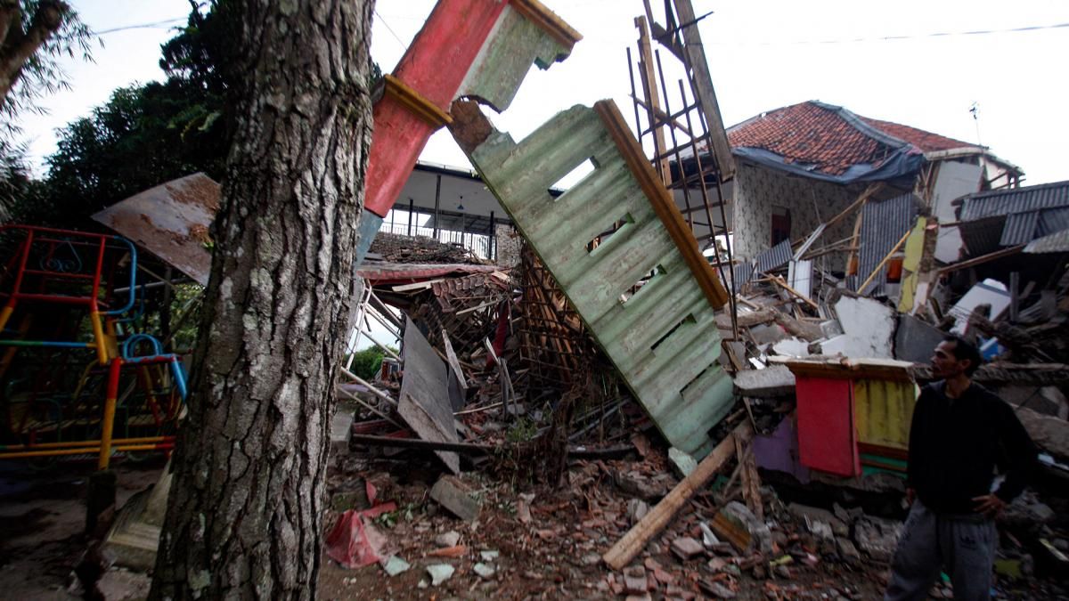 La cifra de muertos por el terremoto del lunes en el oeste de Indonesia creció hasta los 268