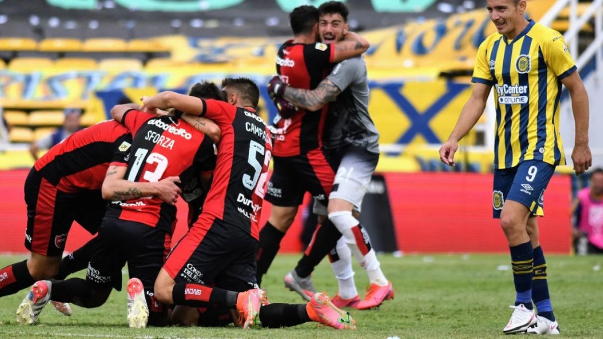 Newells se quedó con el clásico frente a Rosario Central