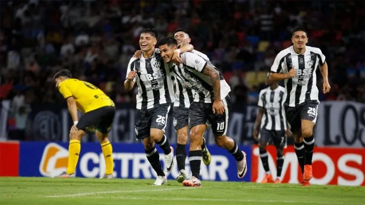 Central Córdoba comenzó la temporada con un triunfo por 1.0 sobre Aldosivi